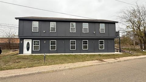 401 Hinnant Street Sulphur Springs TX 75482