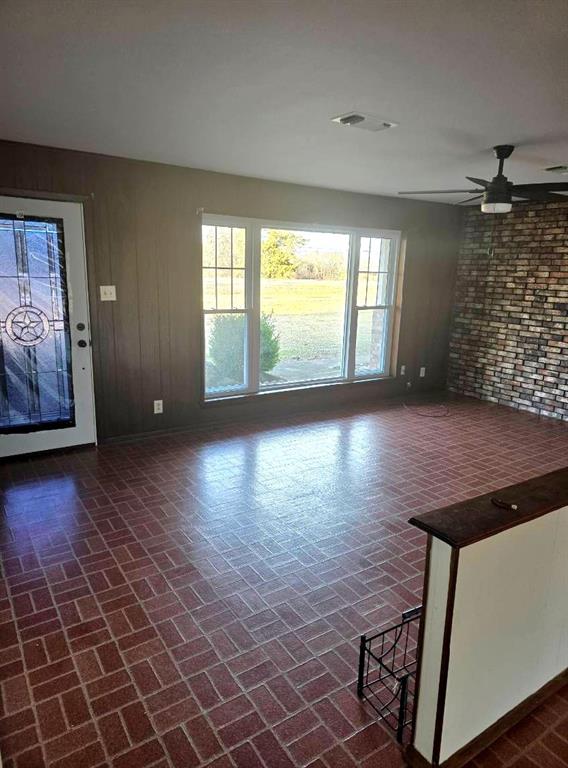 ABSTRACT 213 T C CLARK TC-22 2.253 ACRES - Residential