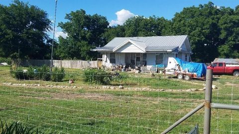 4561 S 12th Street Waco TX 76706