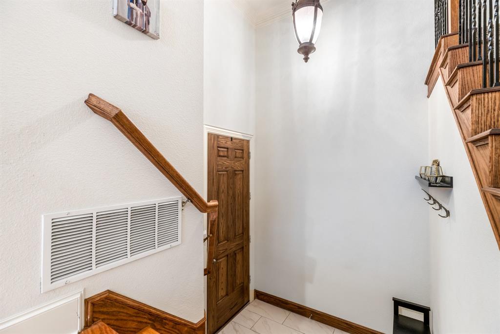 Georgetown Court Twnhms Condos - Residential Lease