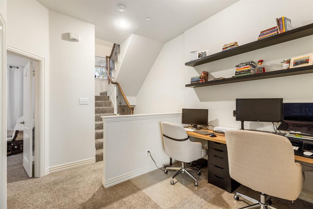 Georgetown Court Twnhms Condos - Residential Lease