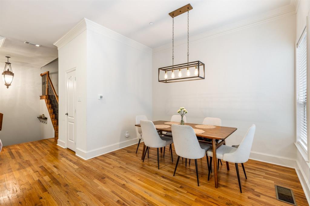 Georgetown Court Twnhms Condos - Residential Lease