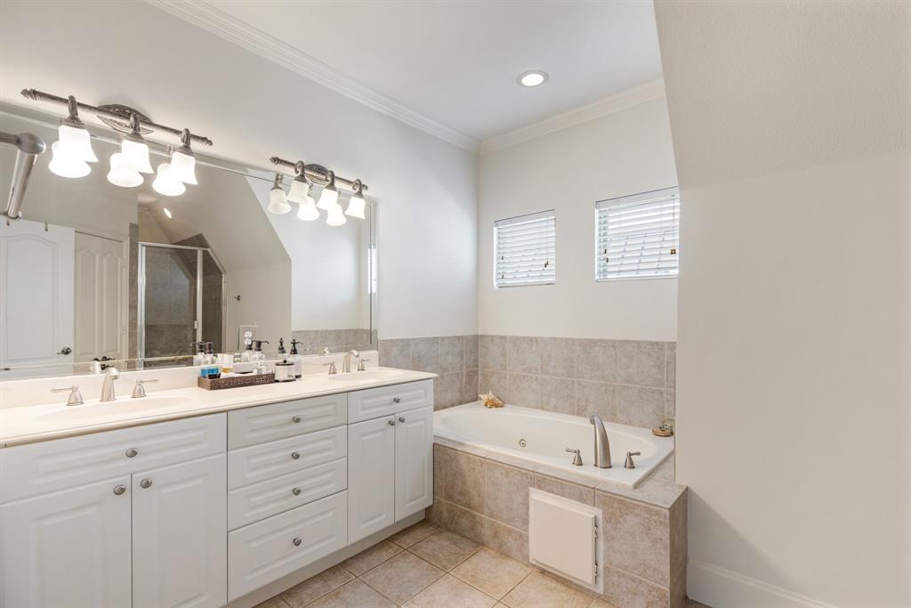 Georgetown Court Twnhms Condos - Residential Lease