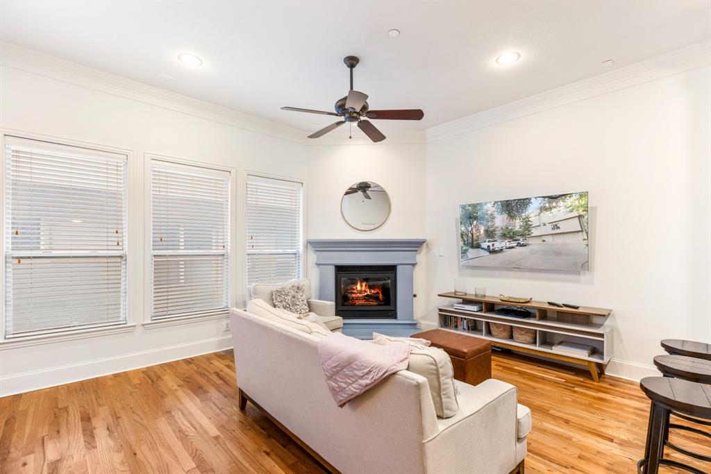 Georgetown Court Twnhms Condos - Residential Lease