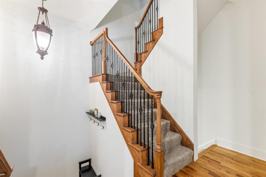 Georgetown Court Twnhms Condos - Residential Lease