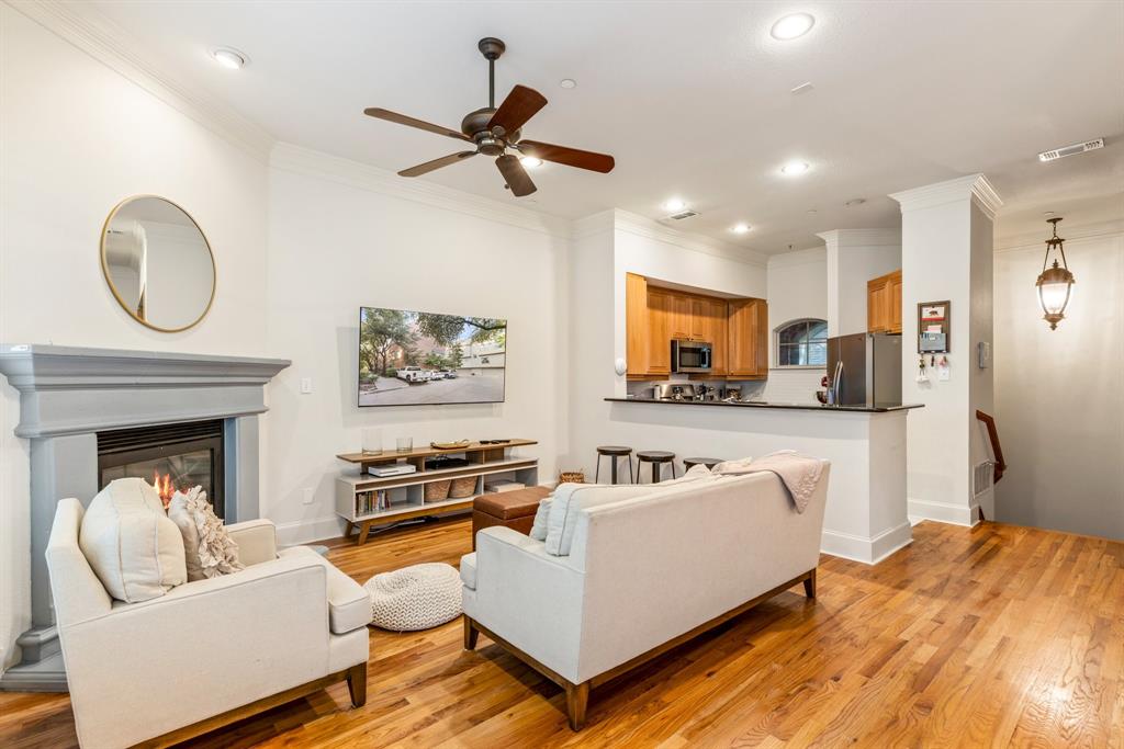 Georgetown Court Twnhms Condos - Residential Lease