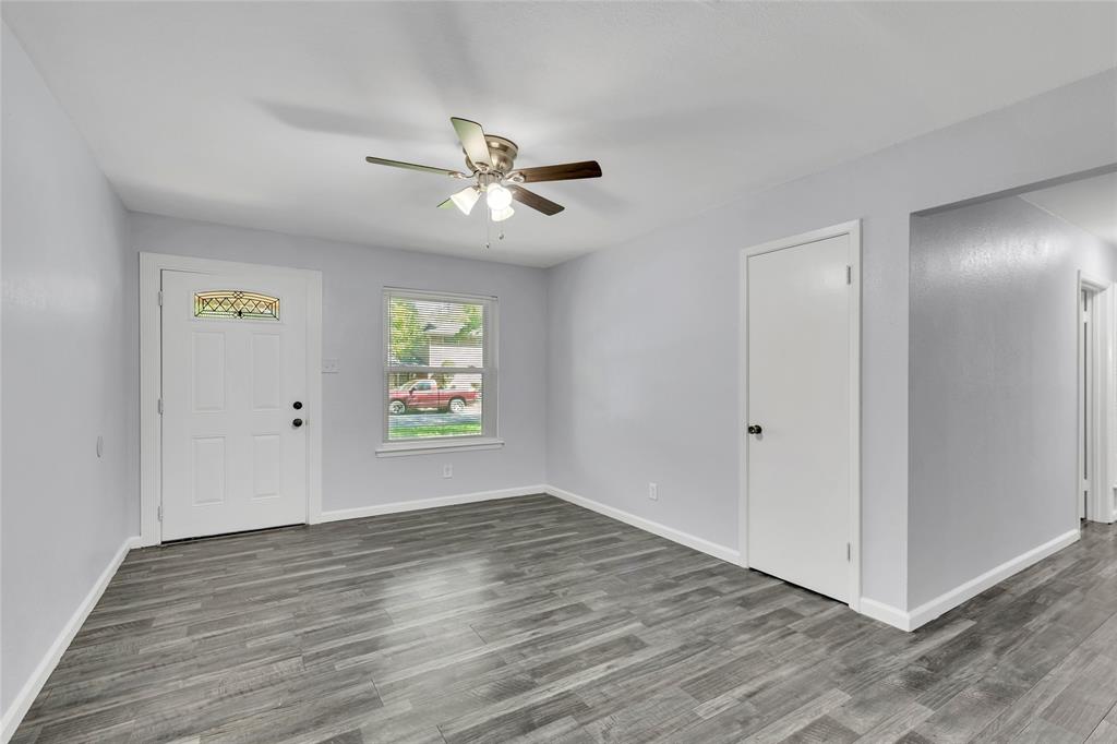 Burleson, Texas 76028, United States, 4 Bedrooms Bedrooms, ,2 BathroomsBathrooms,Residential,Active,221524