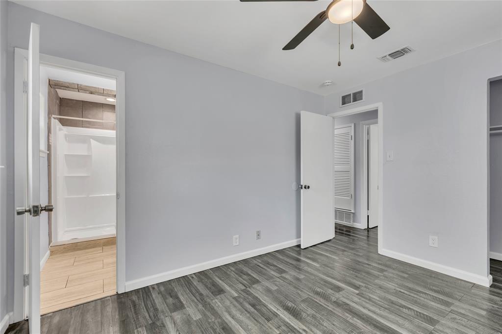 Burleson, Texas 76028, United States, 4 Bedrooms Bedrooms, ,2 BathroomsBathrooms,Residential,Active,221524