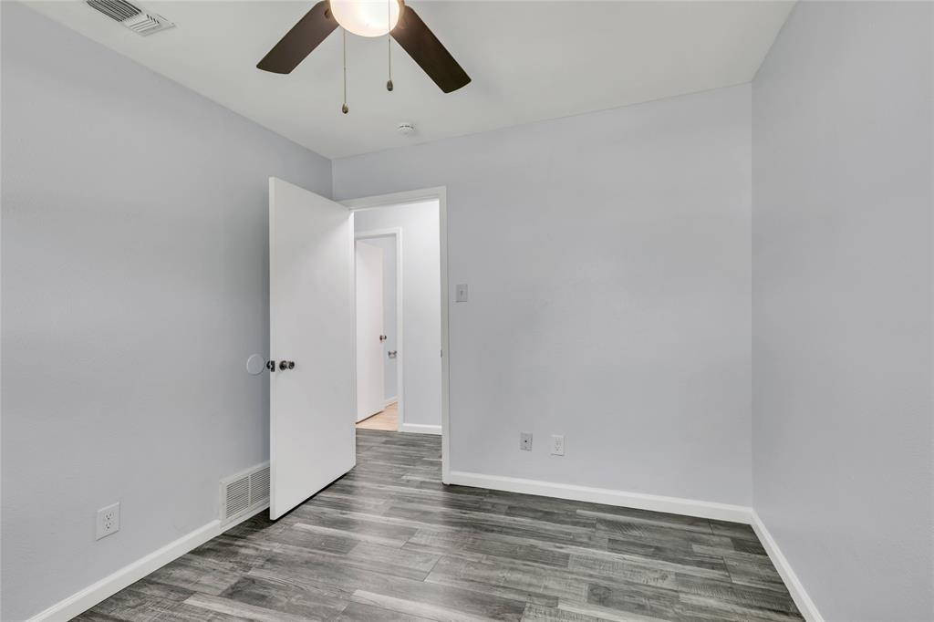 Burleson, Texas 76028, United States, 4 Bedrooms Bedrooms, ,2 BathroomsBathrooms,Residential,Active,221524