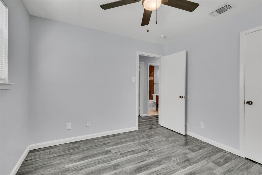 Burleson, Texas 76028, United States, 4 Bedrooms Bedrooms, ,2 BathroomsBathrooms,Residential,Active,221524