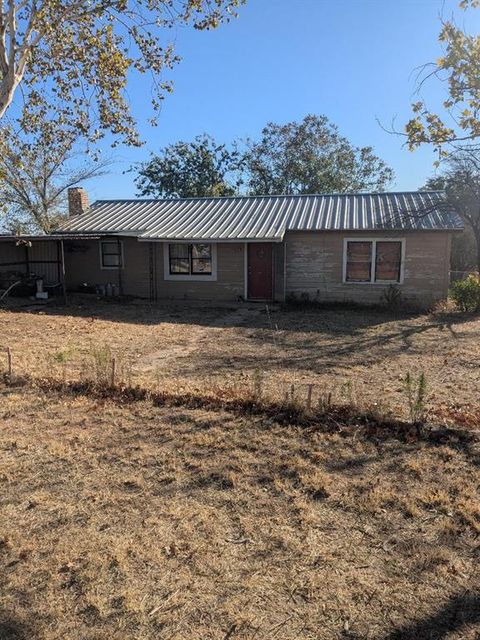 110 County Road 106 Santa Anna TX 76878