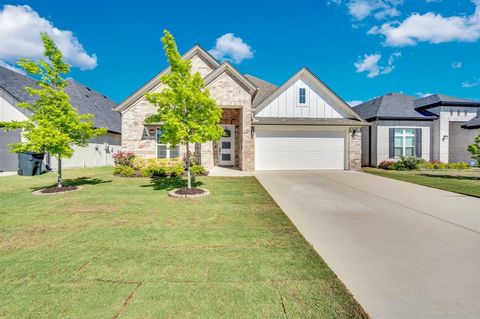 Photo of 1313 Ridgeview Drive, Weatherford, TX 76086 (MLS # 21233324)