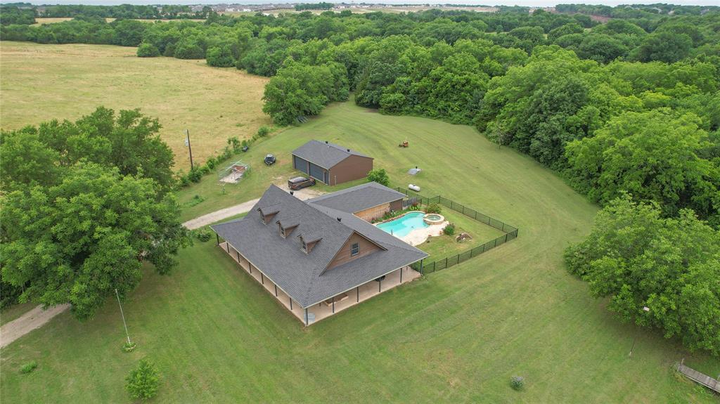 4195 County Road 1001