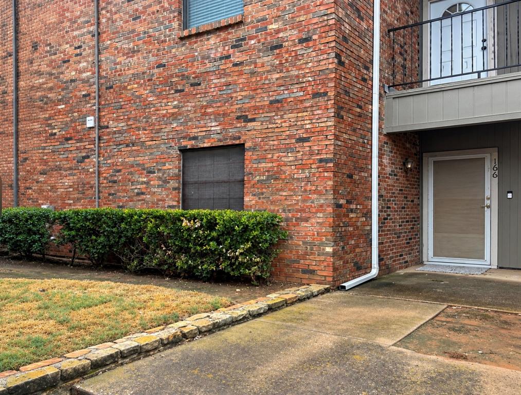 2700 Silver Creek Drive 166
