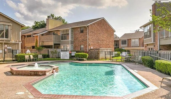 2700 SILVER CREEK DR APT 166, ARLINGTON, TX 76006 - Image 567a2d6ff9dd3bc0e07239c4dfbfc5a6/665337212