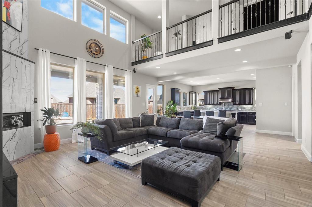 Canyon Falls Village W7 - Residential