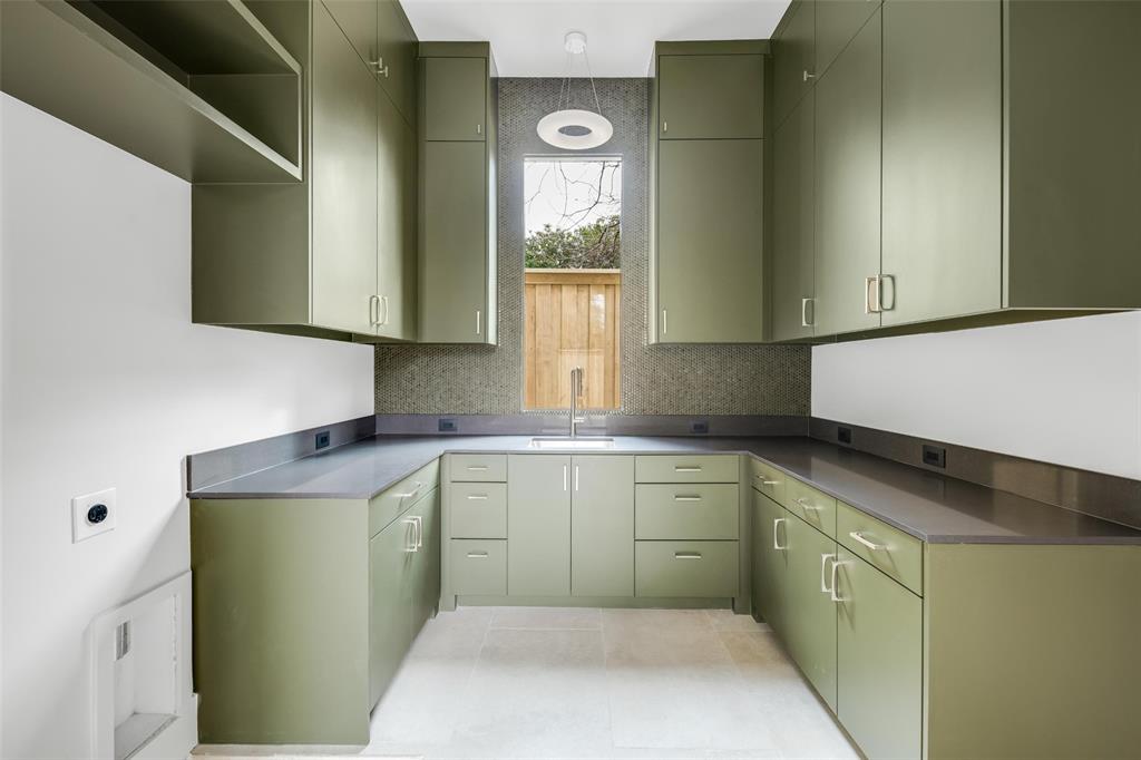 Rector Place - Residential