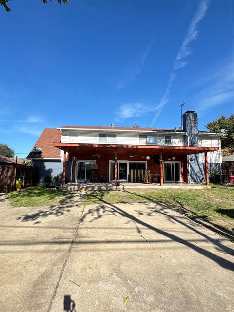 A home in Farmers Branch