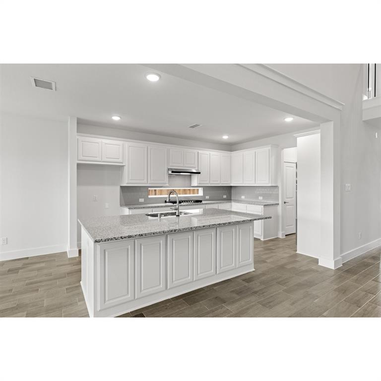 Las Lomas - Residential