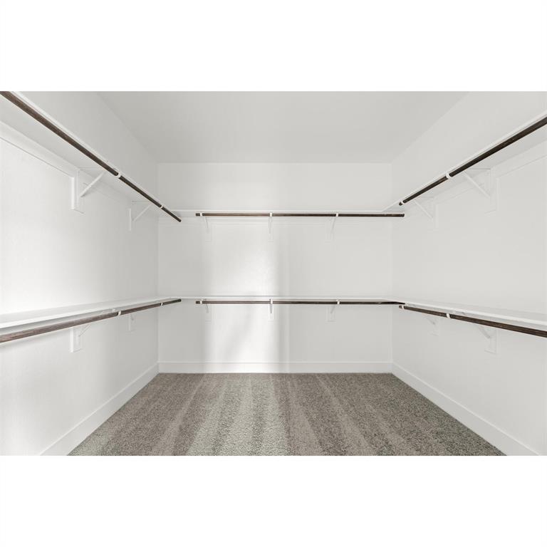 Las Lomas - Residential