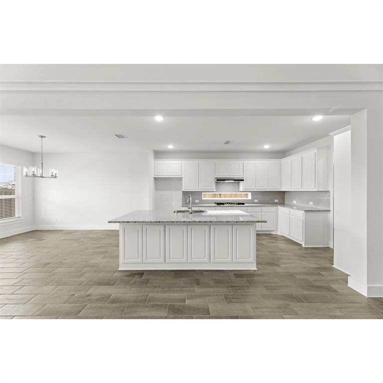 Las Lomas - Residential