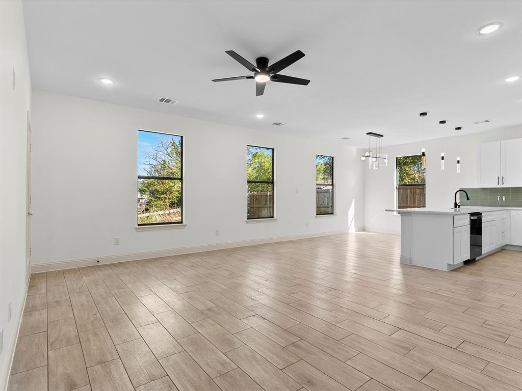 Canyon Creek III - Residential