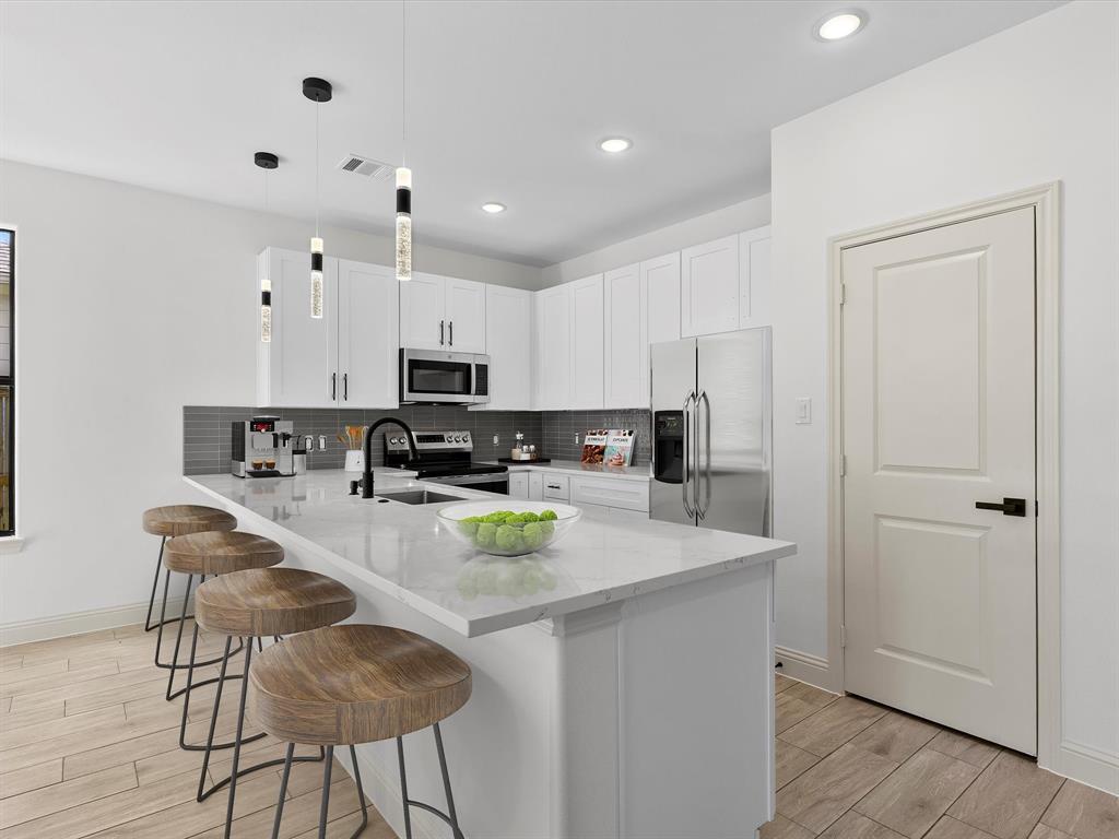 Canyon Creek III - Residential