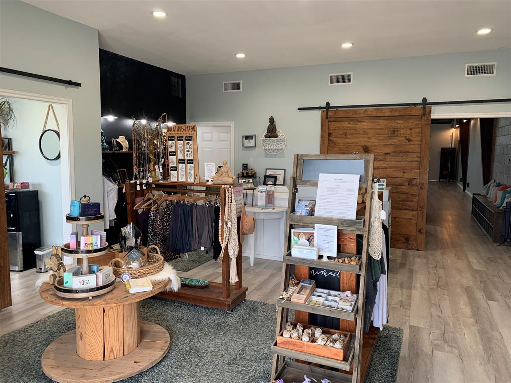 C Beckett - Commercial Sale