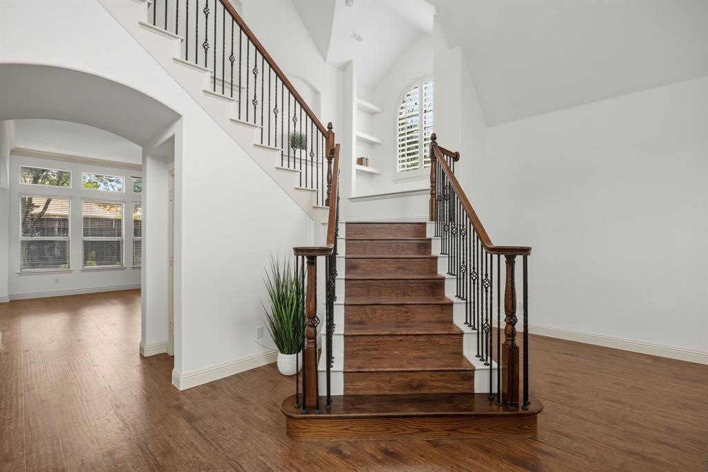 2308 Harrisburg Lane