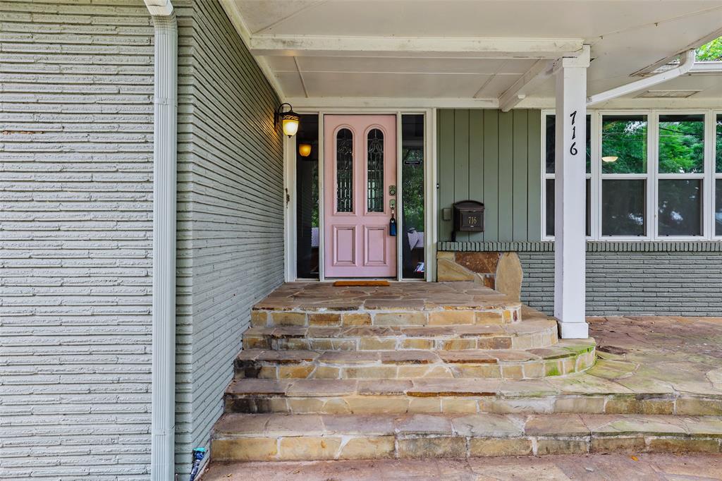 716 Westwood Drive