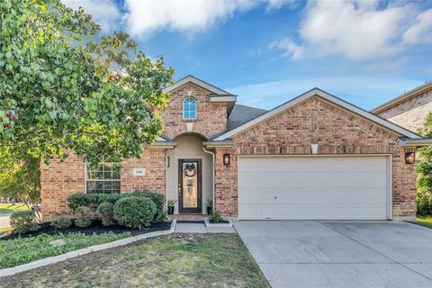 Photo of 308 Cadbury Drive, Euless, TX 76040 (MLS # 21194983)