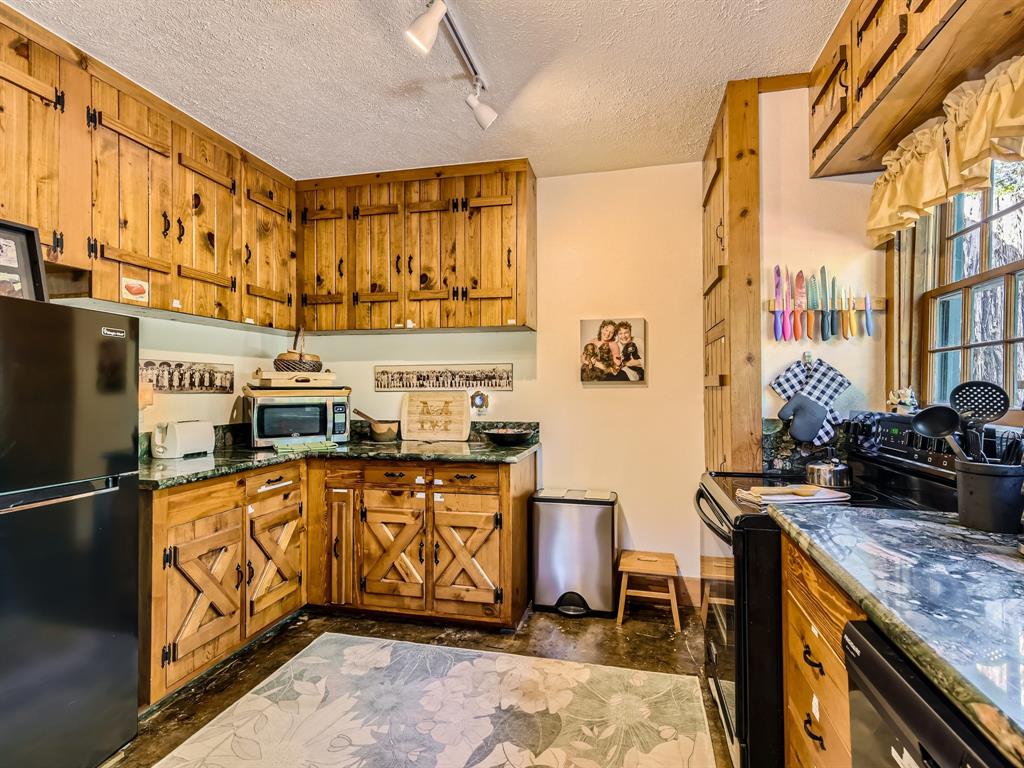 End Of The Race Sub - Residential