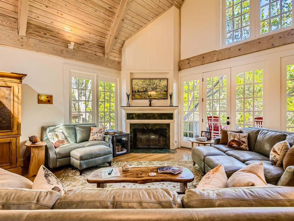 End Of The Race Sub - Residential