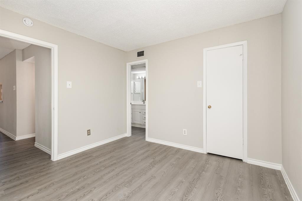 Meadows Condo - Residential