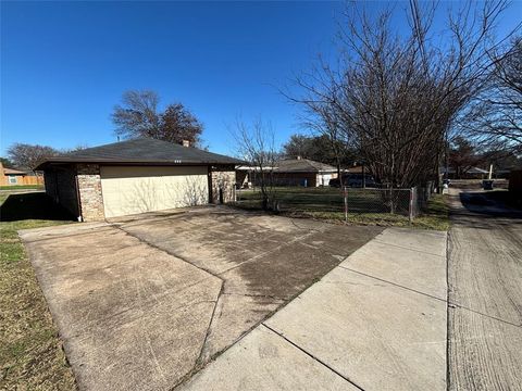 A home in DeSoto