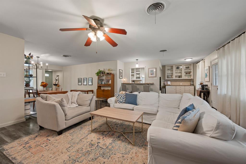 1218 Ridgeway Drive