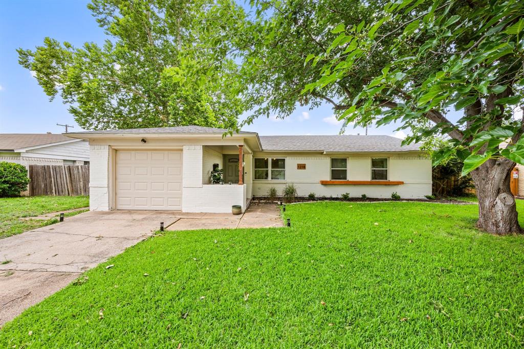 1218 Ridgeway Drive