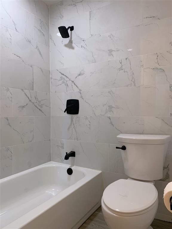 Woods On Park Lane Condo - Residential