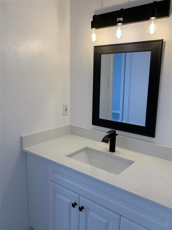 Woods On Park Lane Condo - Residential