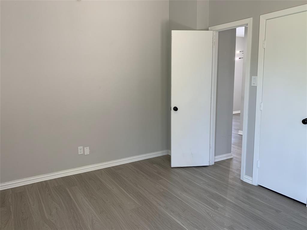 Woods On Park Lane Condo - Residential