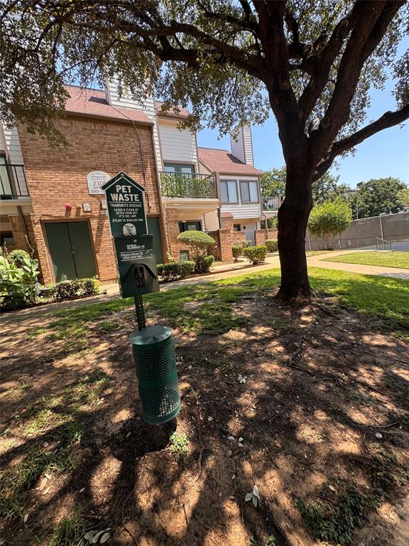 Arlington Oaks Condo - Residential Lease