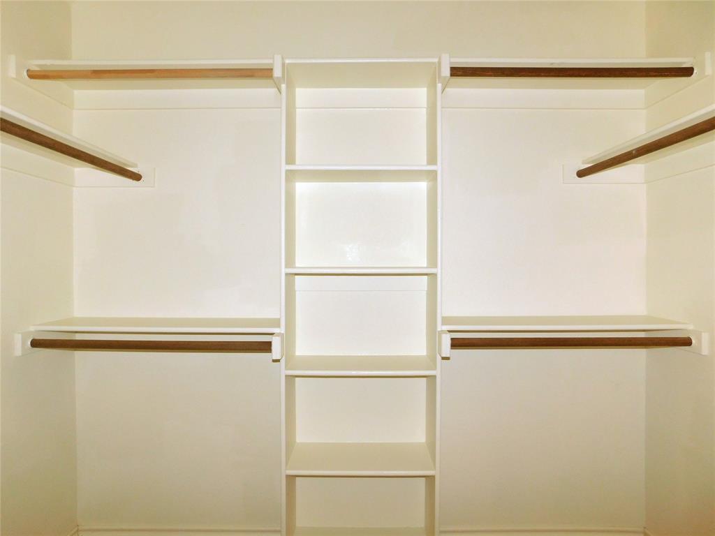 Wynstone At Oakmont Ph II - Residential Lease