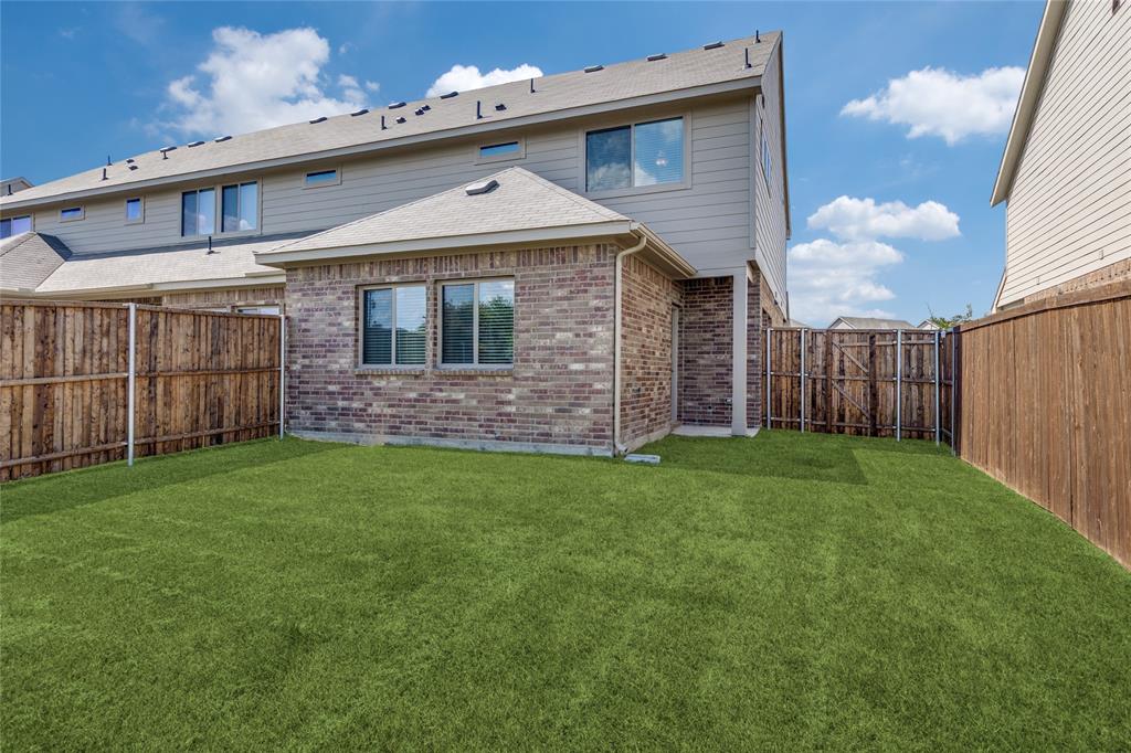 Lake Park Villas Ph 1 - Residential Lease