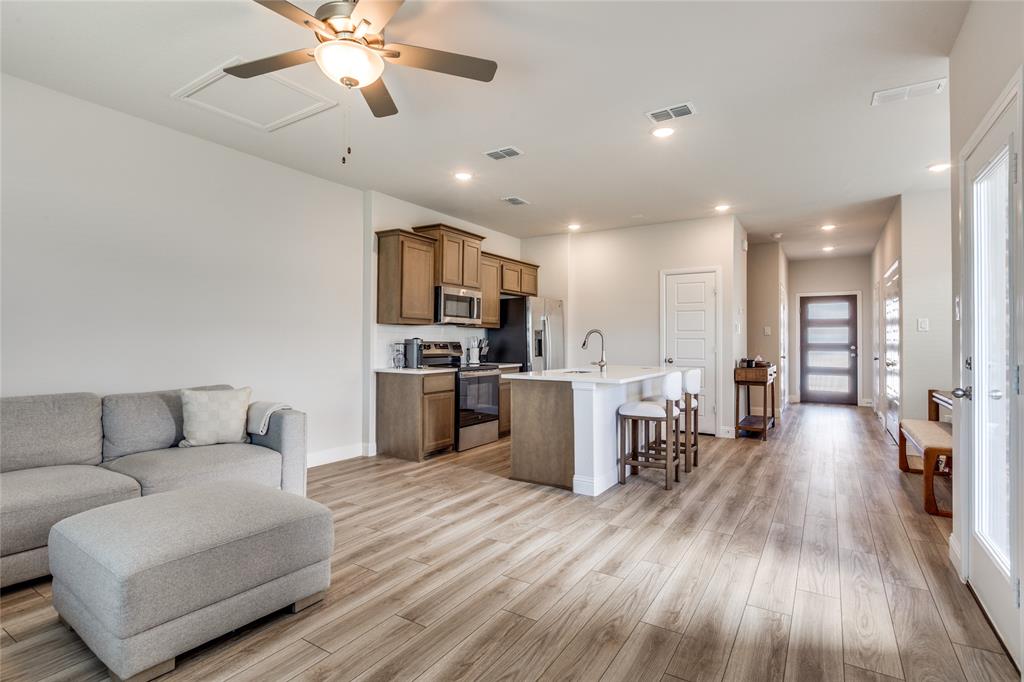 Lake Park Villas Ph 1 - Residential Lease