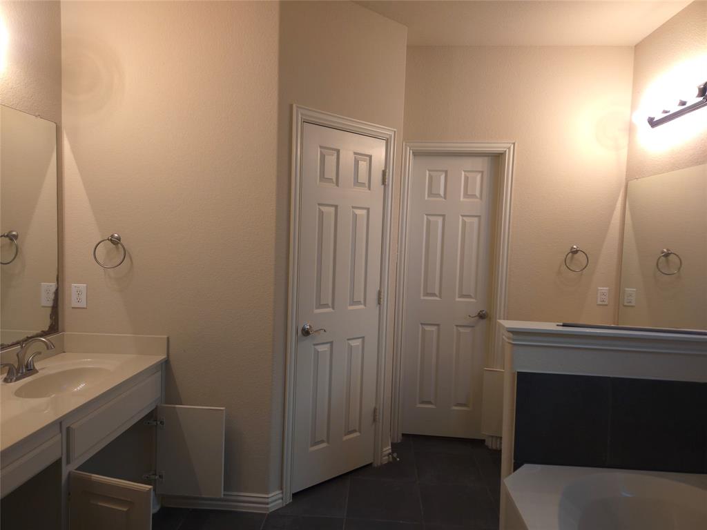 Presidio West - Residential Lease