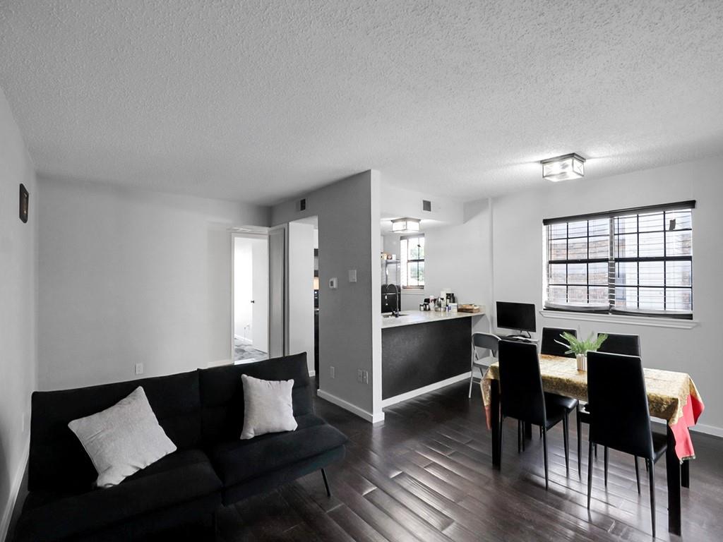 Royal Lane Highlands - Residential