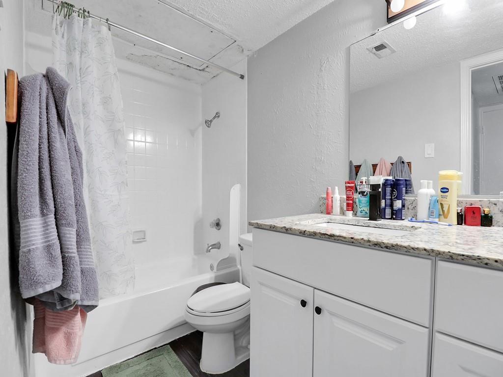 Royal Lane Highlands - Residential