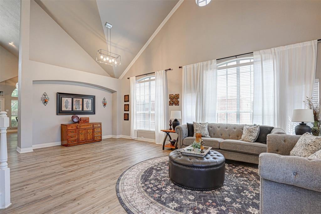 5704 Kelly Court