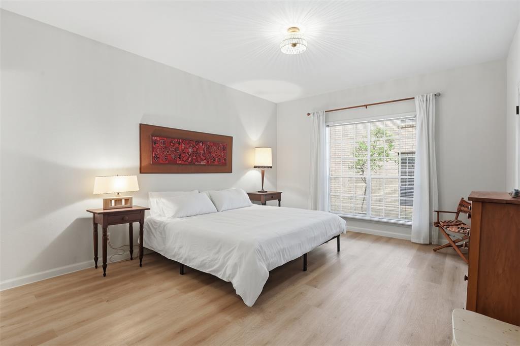 Royale Orleans East Condo - Residential