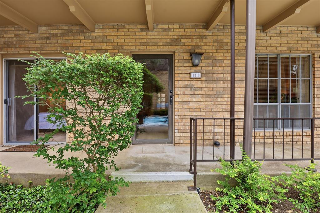 Royale Orleans East Condo - Residential